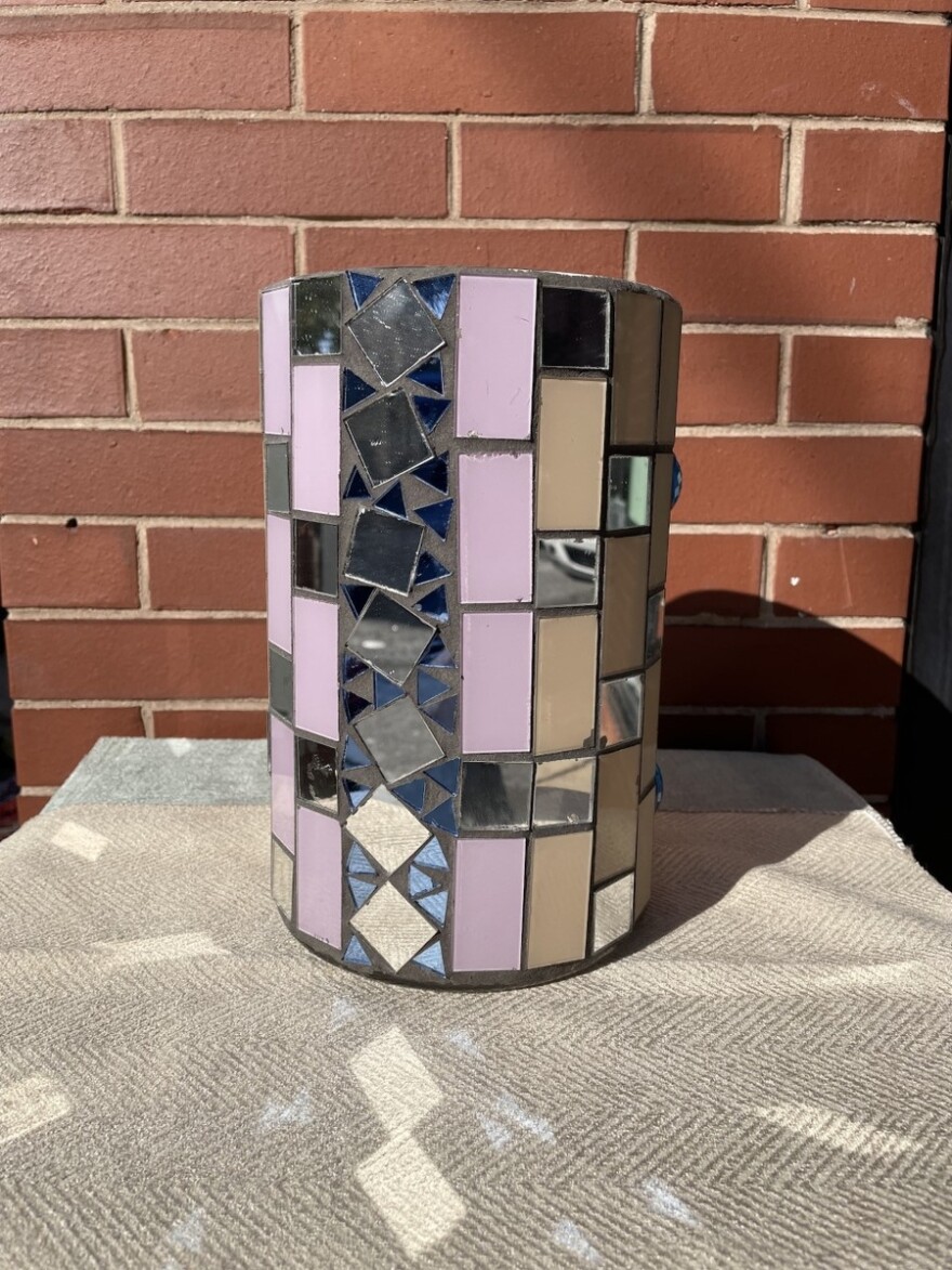 Makwach vase.jpg