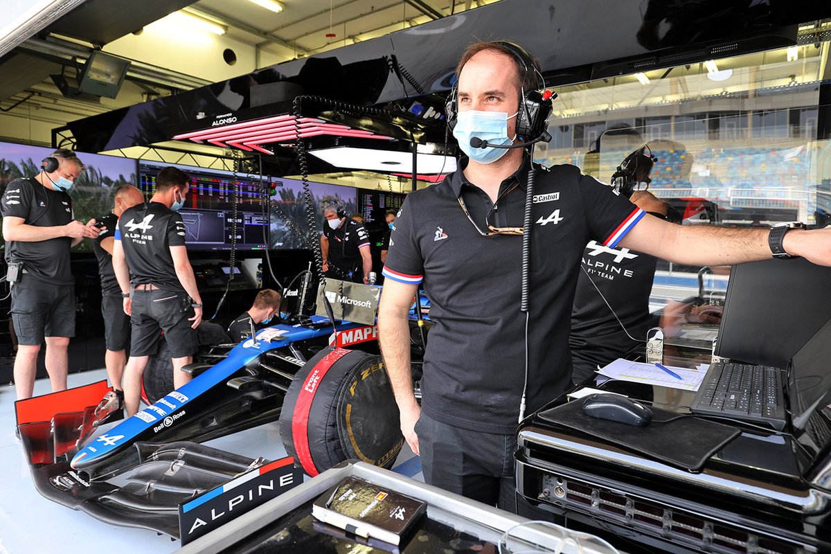 Karel Loos, Alpine F1 race engineer and Fernando Alonso, Alpine F1 