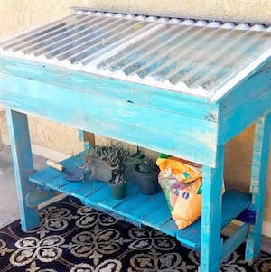 pallet urban greenhouse
