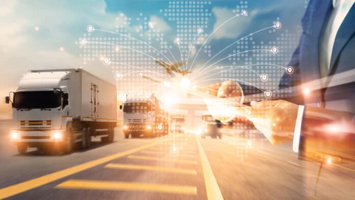 Transport,And,Logistic,Concept,,Freight,Shipping,Online,,Businessman,Using,Tablet
