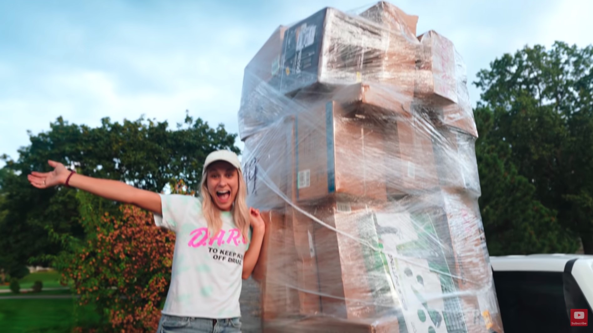 You could be made rich with a mysterious box of goods