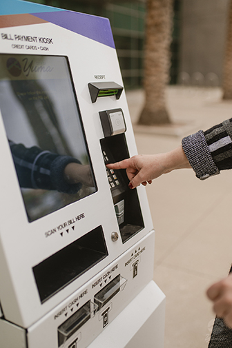 2021_Kiosk-vert-web