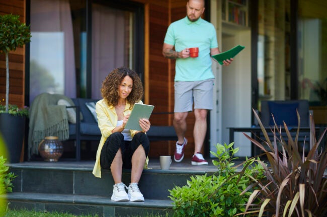 supply chain crisis and outdoor furniture