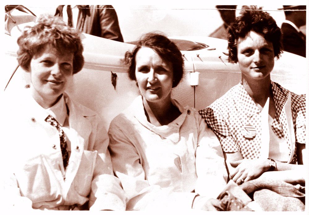 Amelia Earhart, Ruth Nichols and Louise Thaden. (Photo: Pioneers of Flight/Smithsonian Institution)