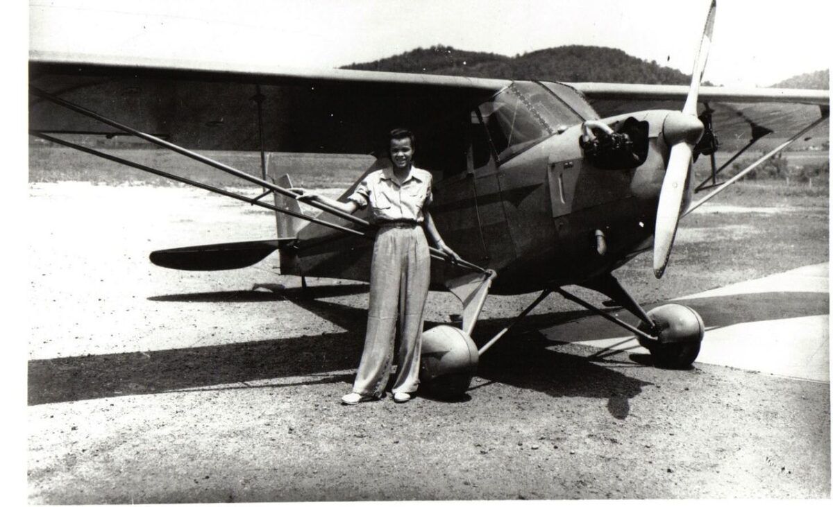 Dorothy Layne McIntyre poses next to an airplane. (Photo: cleveland.com)