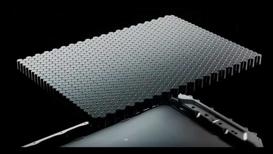 Tesla 4680 battery cells and pack