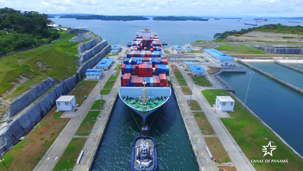 A ship transits the Panama Canal. (Photo: Embassy of Panama)