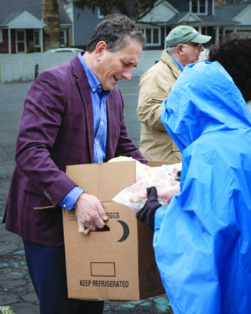 Rep. Andy Levin volunteered during the two-day event.