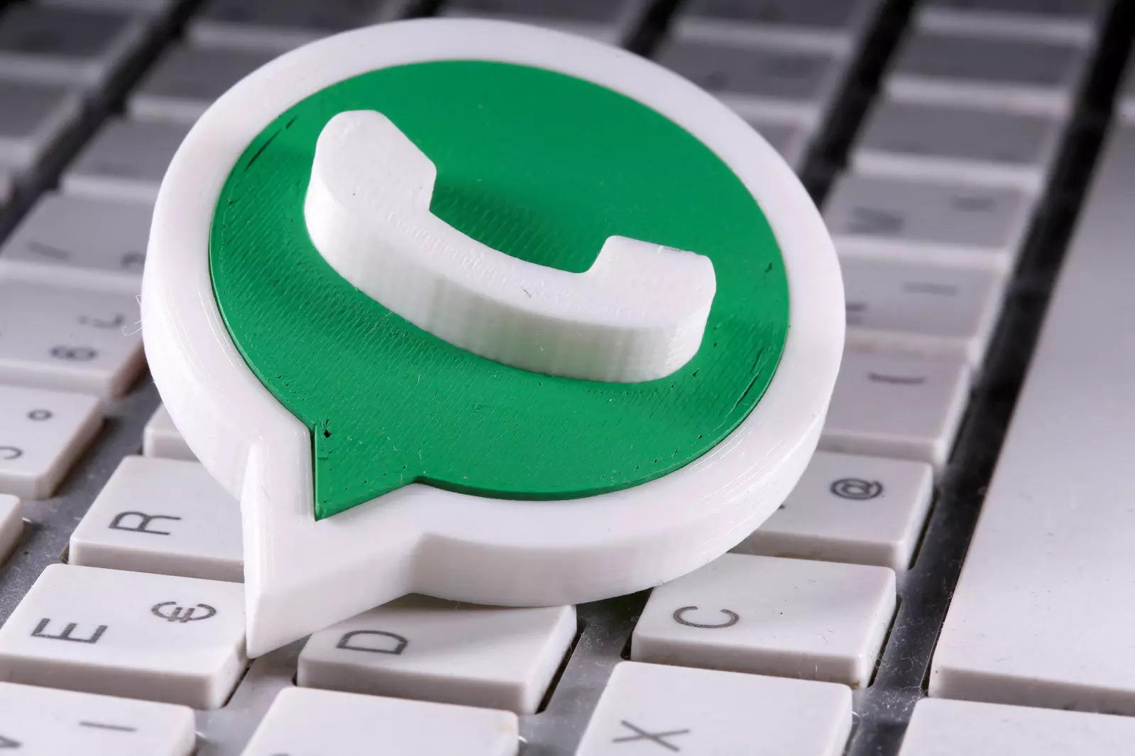 WhatsApp soon expected to launch iPad version with multi-device 2.0 WhatsApp soon expected to launch iPad version with multi-device 2.0