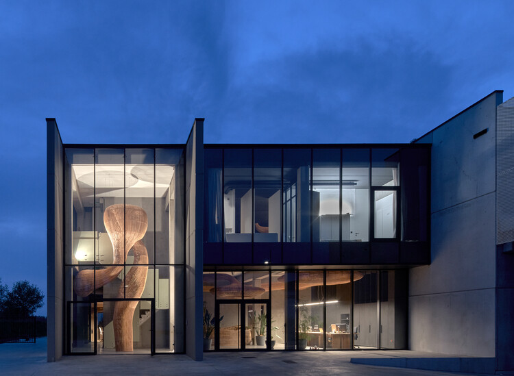 A Factory Face Lift / Enter Projects Asia - Exterior Photography, Windows, Facade