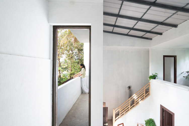 A Home Leftover / Ego Design Studio - Interior Photography, Windows, Handrail