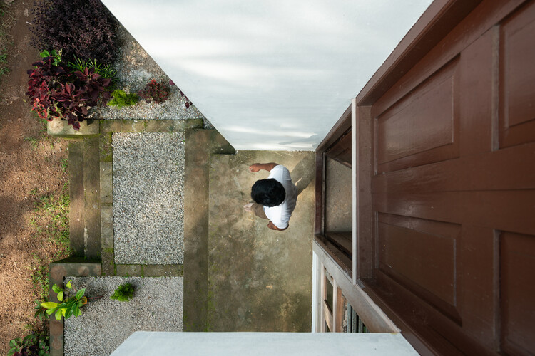A Home Leftover / Ego Design Studio - Exterior Photography, Handrail