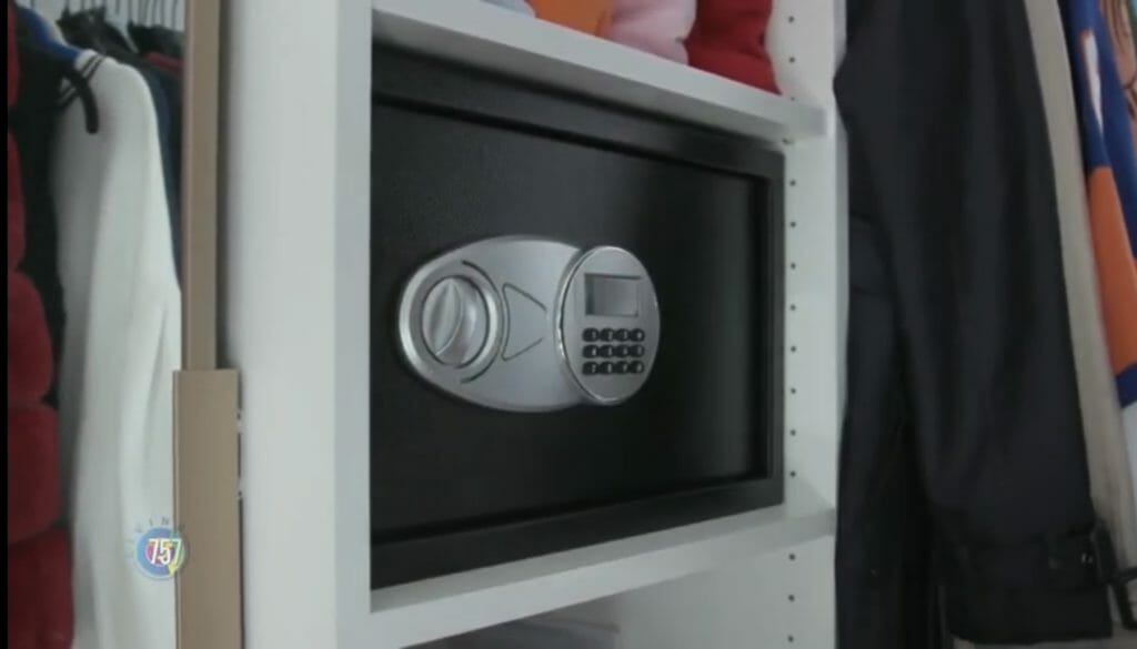 closet factory