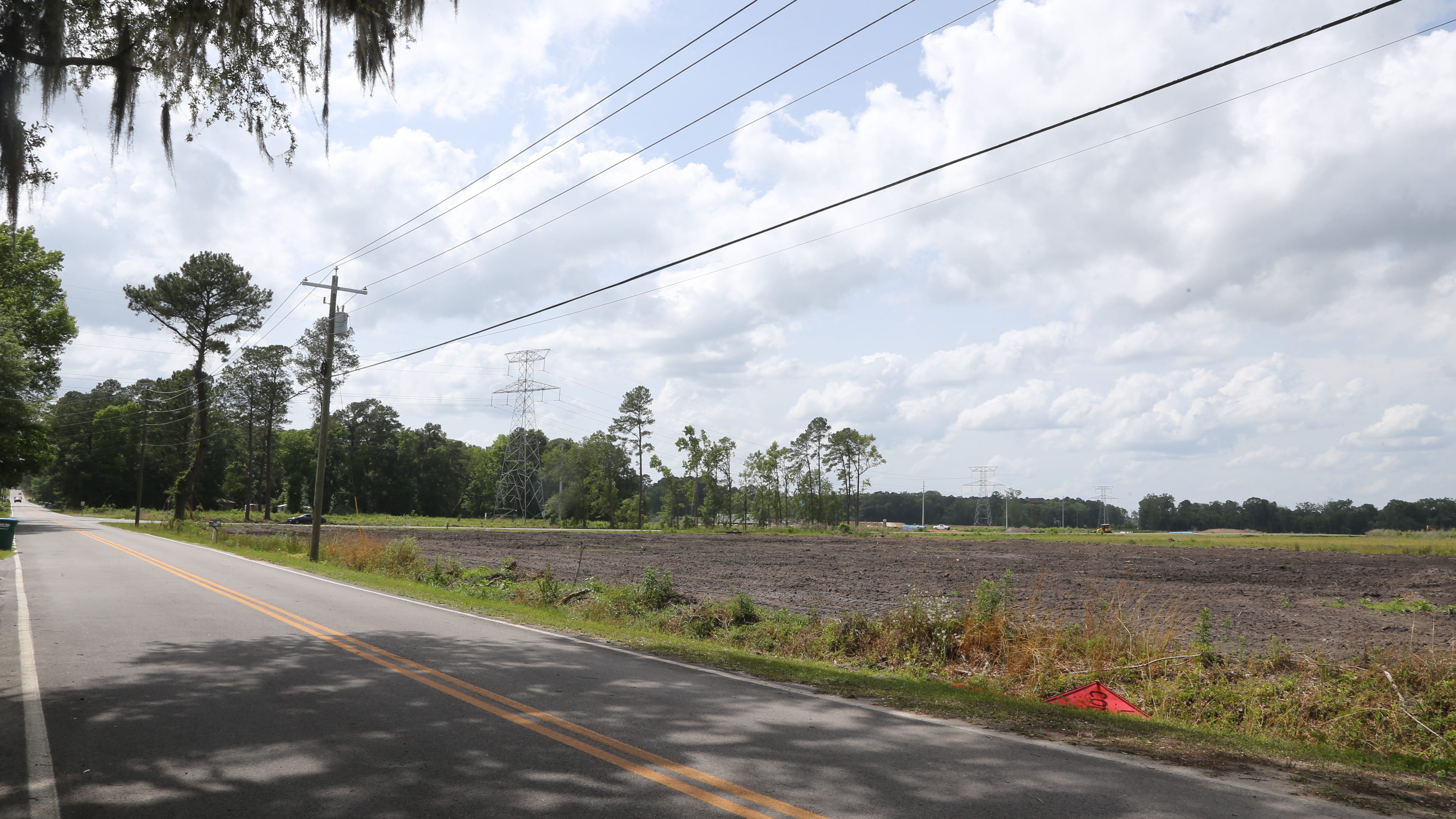 Land is being developed at Montieth and Hendley Roads in Port Wentworth.