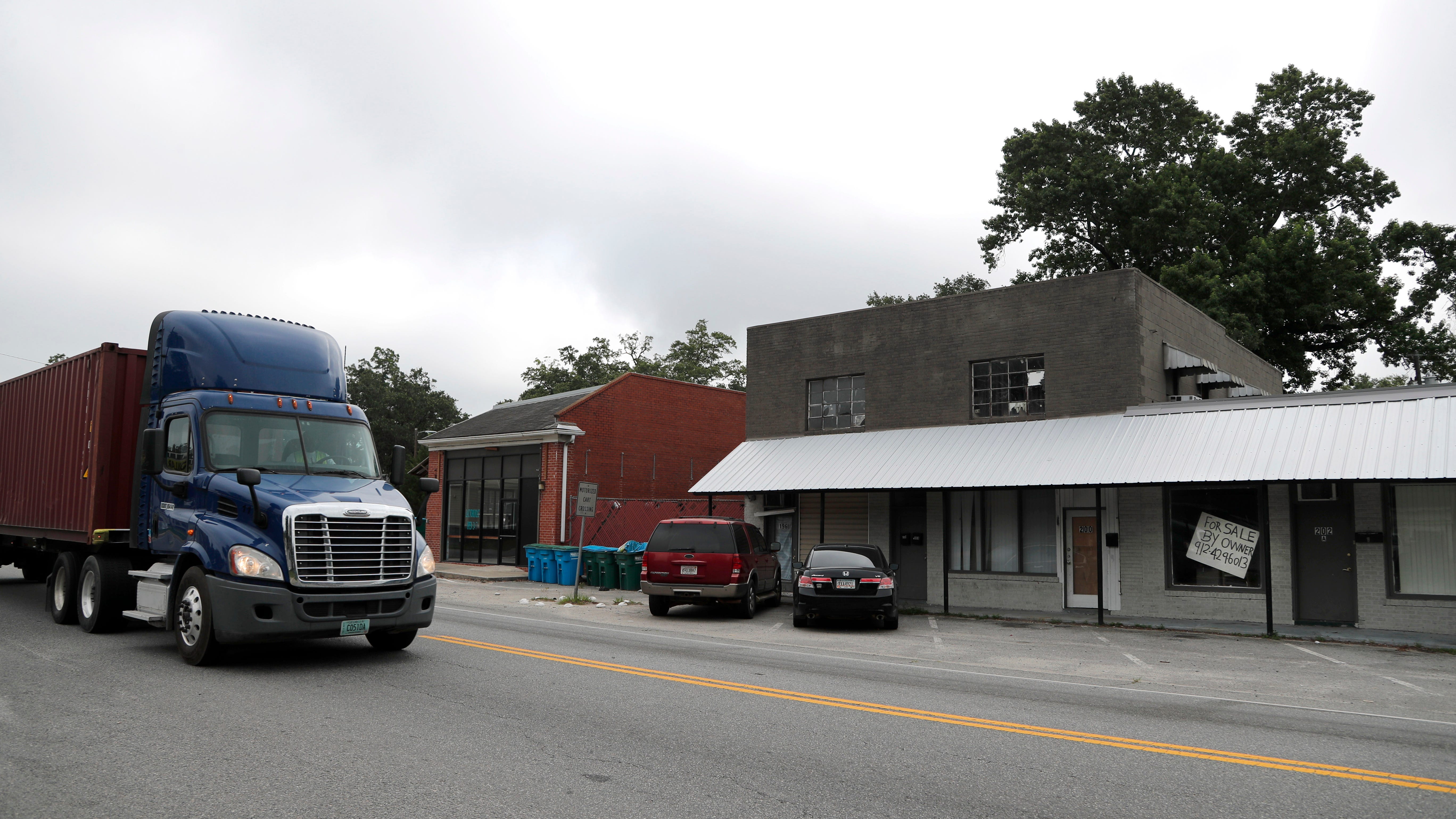 Vacant store fronts along South Coastal Highway in Port Wentworth.