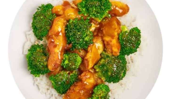 Angel Planet Foods sampled its plant-based chicken at the Summer Fancy Food Show.