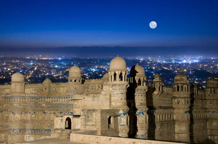 a brief history of india's gwalior fort
