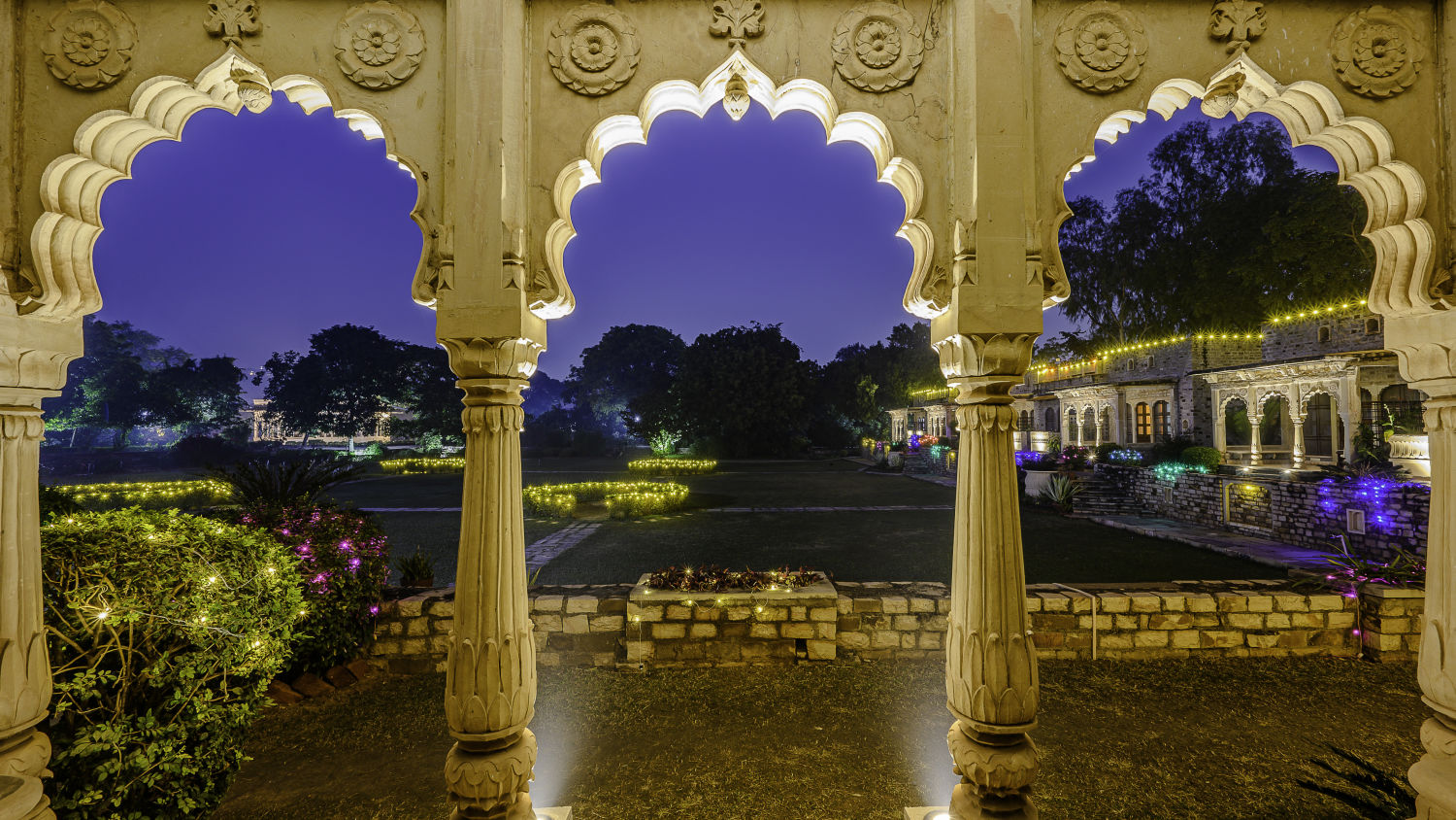 deo bagh gwalior | hotel in gwalior | near gwalior fort