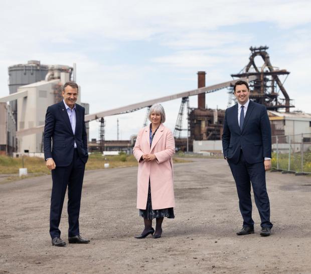 The Northern Echo: bp CEO Bernard Looney, with UK Head Louise Kingham and Tees Valley Mayor Ben Houchen at Teesworks