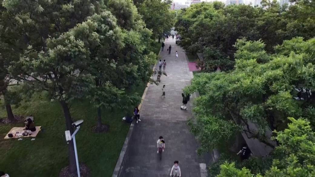 Click to play video: '‘I feel at peace’: Shanghai’s COVID-19 lockdown ends after 2 months'