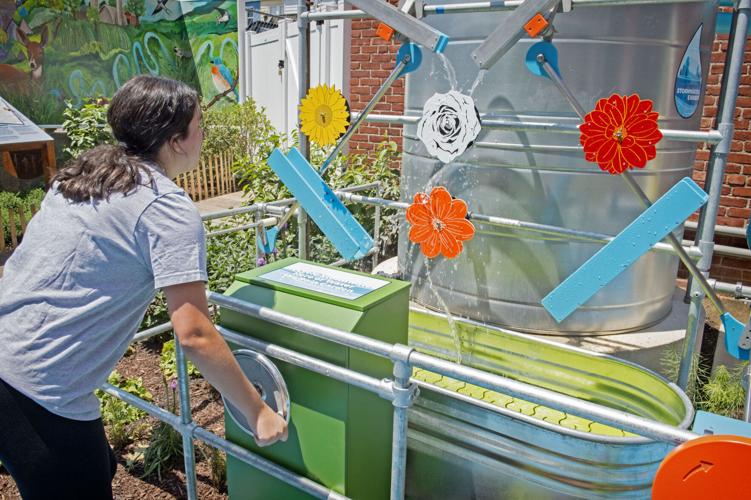 Mueller Family Outdoor Courtyard