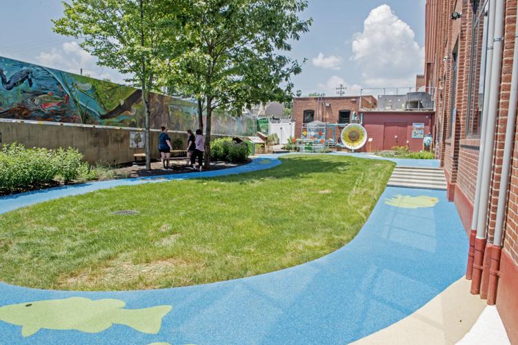 Mueller Family Outdoor Courtyard