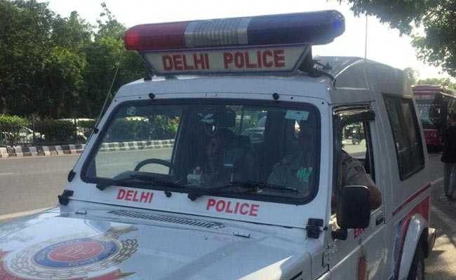 Minor Girl Raped, Forced To Drink Acid By Factory Manager In Delhi: Cops Minor Girl Raped, Forced To Drink Acid By Factory Manager In Delhi: Cops