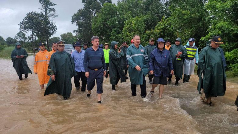 A stretch of National Road 4 between kilometres 115 and 116 was closed off to traffic on July 12 due to flooding, in O’Bakrotes commune of northeastern Preah Sihanouk province’s Kampong Seila district. PREAH SIHANOUK ADMINISTRATION
Content image - Phnom Penh Post