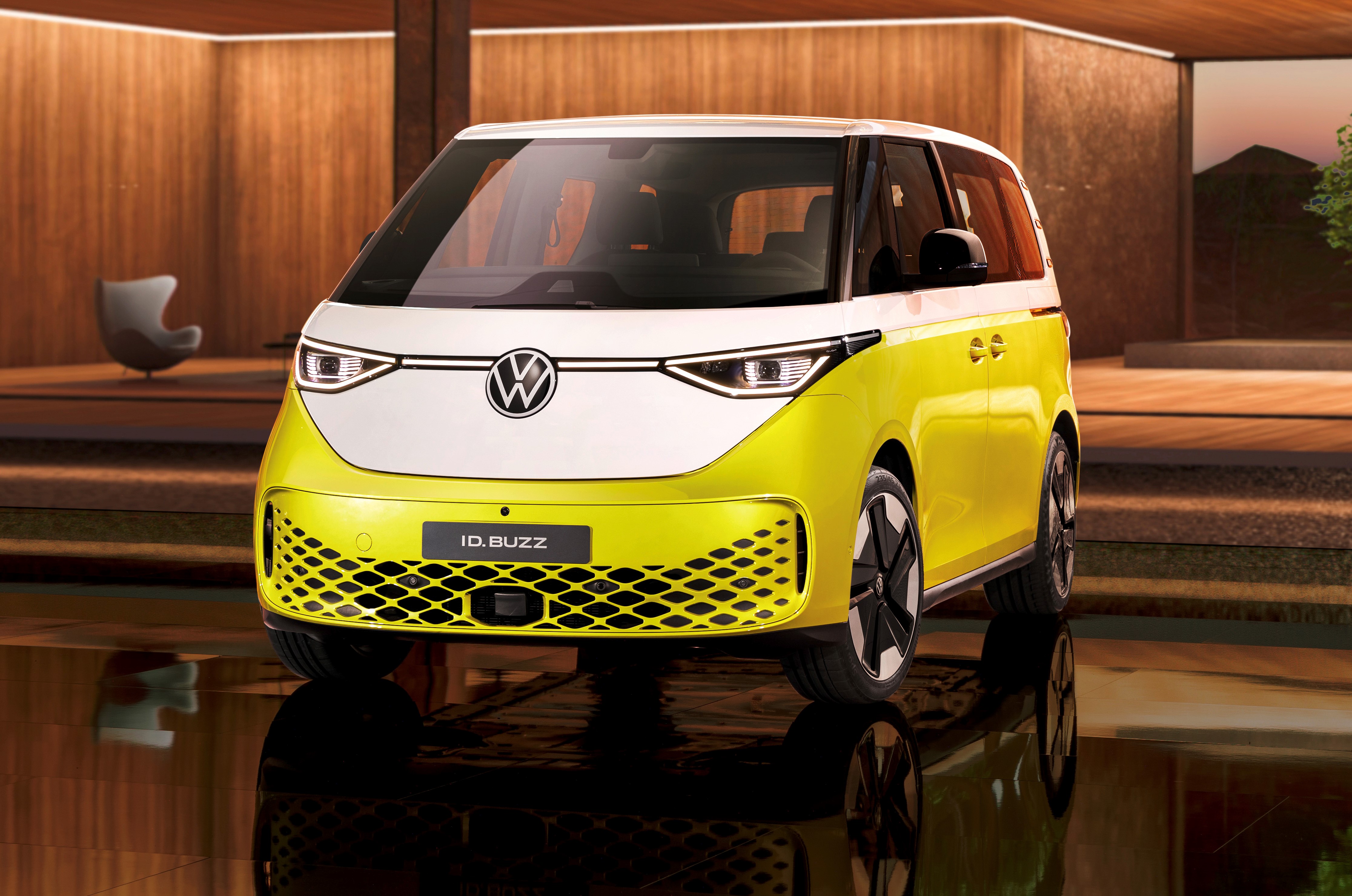 ID.Buzz front 1.4 (2).jpg