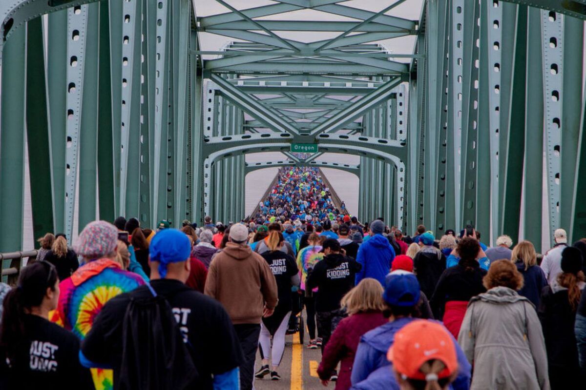 Thousands cross the bridge during a Great Columbia Crossing in 2019. (Photo: oregonlive.com)
