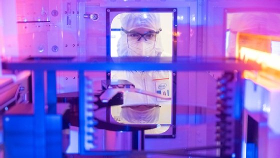 Intel employee in factory space designed for next-generation chip development