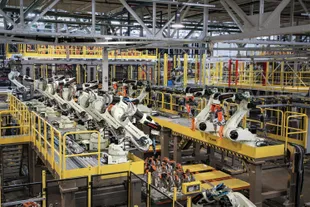 Robots and the latest technology: This is how the Ford factory is changing The implementation of hundreds of robots in the plant is aimed at achieving the goal of zero manual welding in core operations.