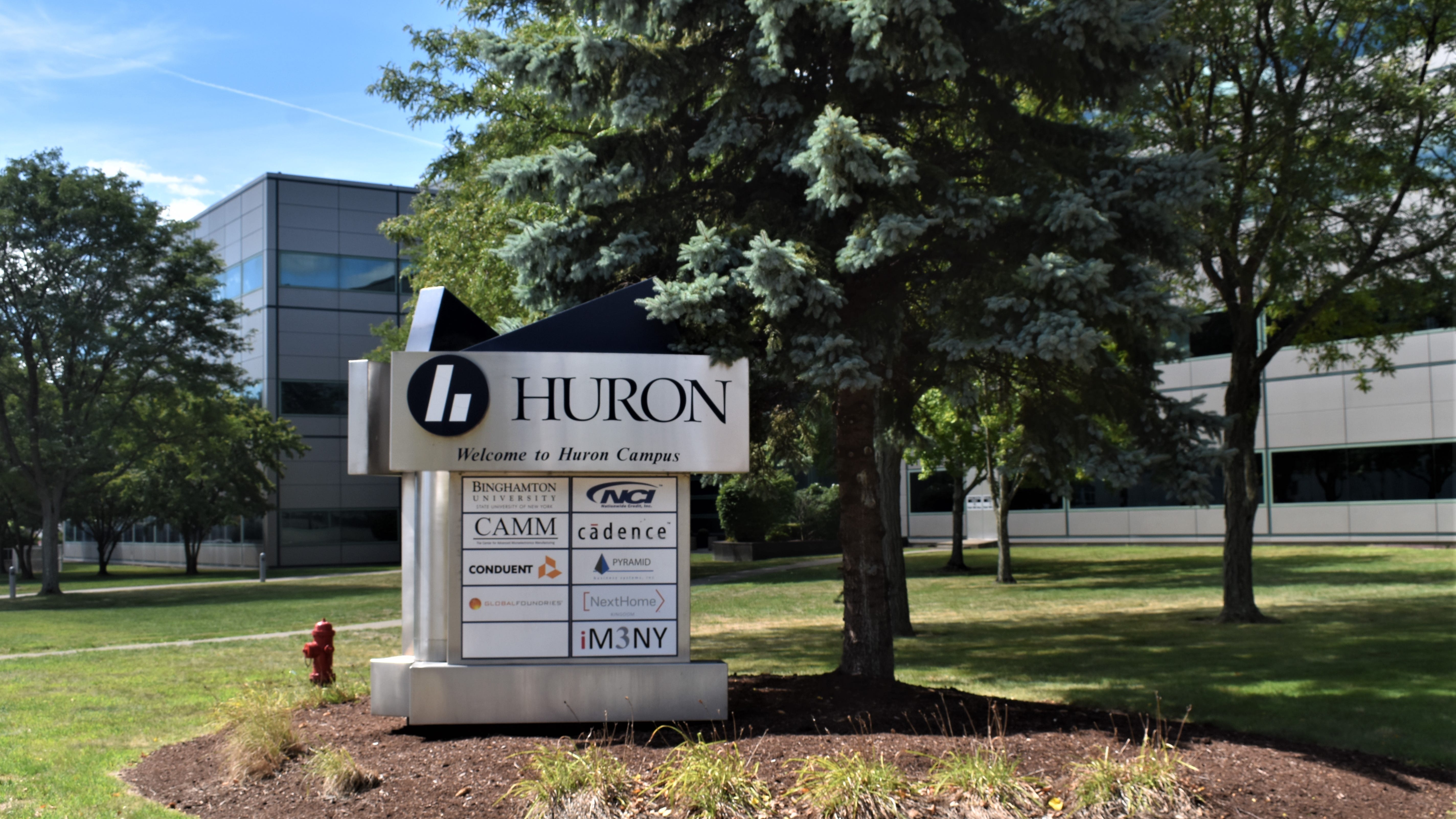 Binghamton’s New Energy New York Project will create Battery-NY, a Battery Technology and Manufacturing Center hosted by Binghamton University on the Huron Campus in Endicott.
