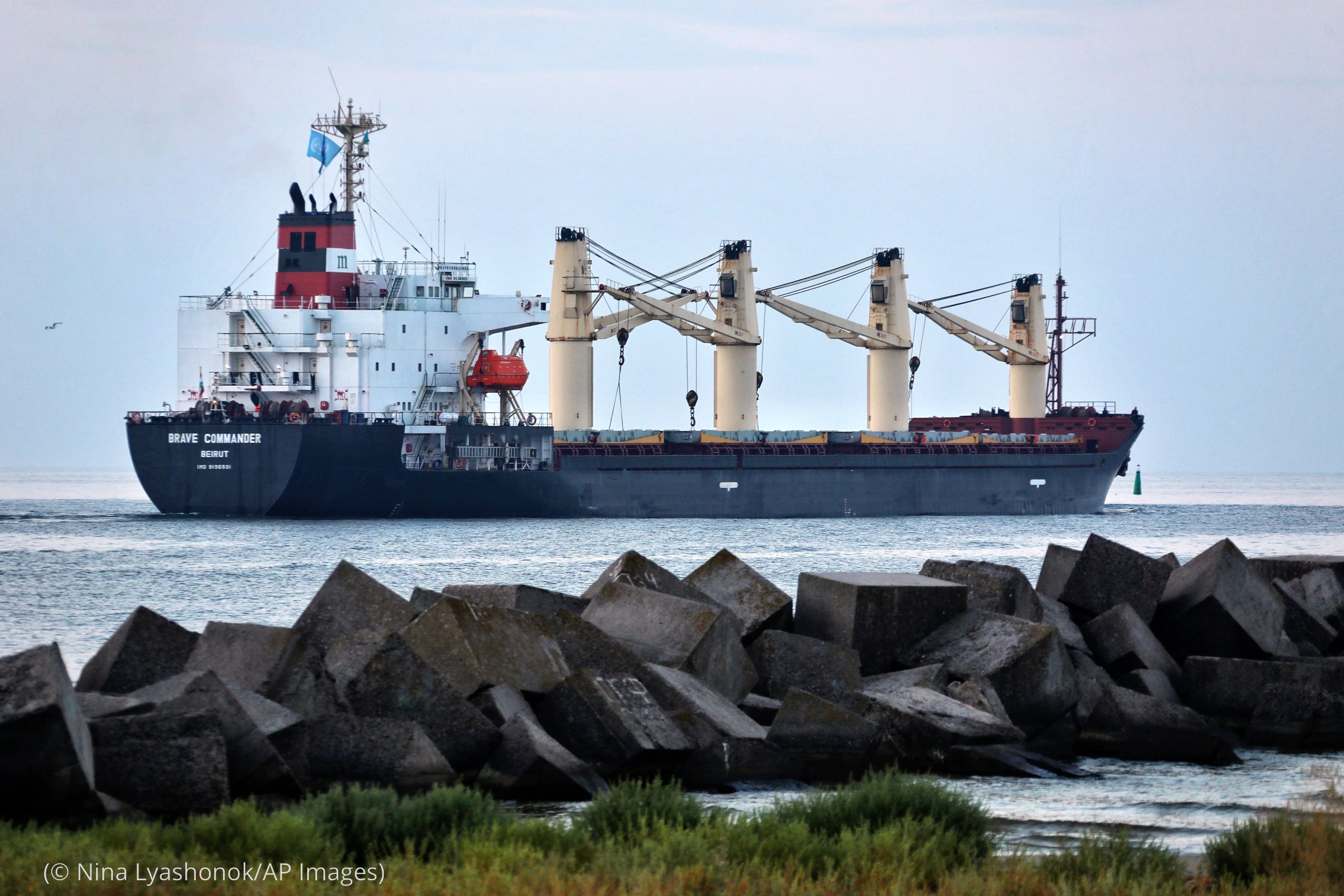 Ship carrying grain sails from Ukrainian port (© Nina Lyashonok/AP Images)