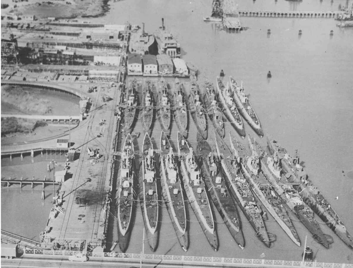 Inactivated submarines at Mare Island Naval Shipyard in early 1946. (Photo: U.S. Navy/ww2dbase)